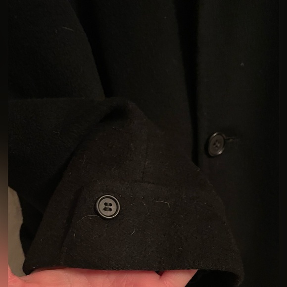 Vintage 1950s 100% pure cashmere black overcoat w/ button front/sleeves, lapel - Picture 3 of 10